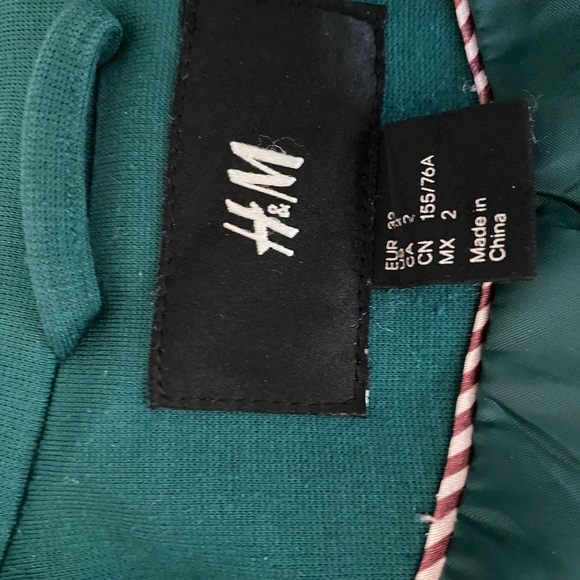 Green H&M blazer - Picture 4 of 5